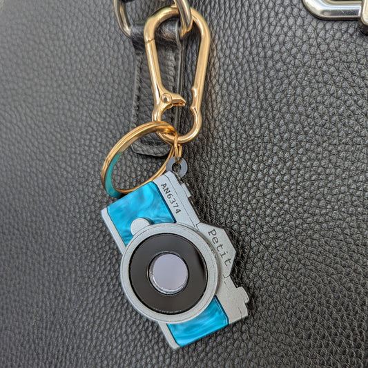 vintage camera silver black grey mirror acrylic metal keyring gold