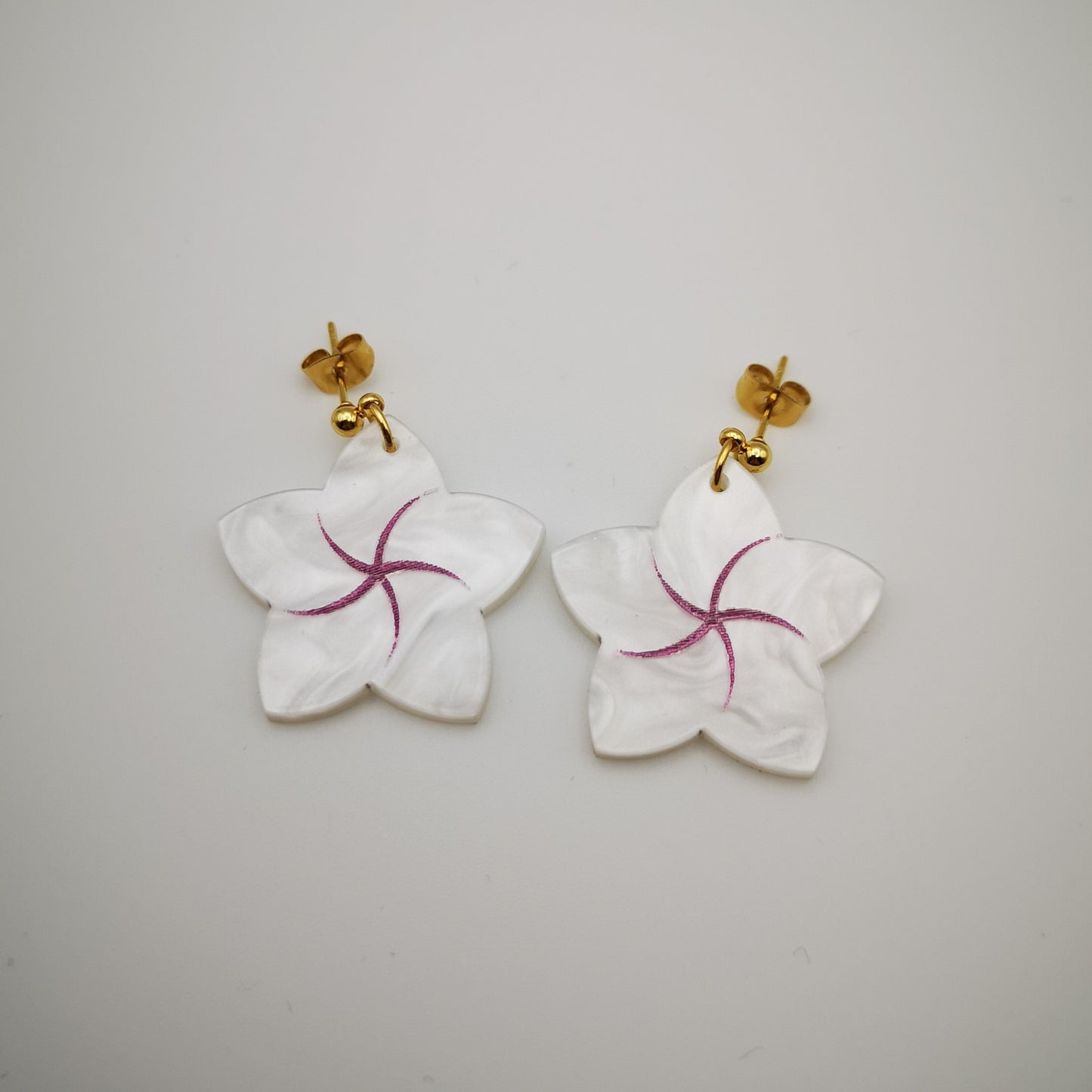 hanging frangipani flower earrings white pink acrylic stainless steel gold drop ball stud earrings statement bold light-wear comfortable hypoallergenic close 