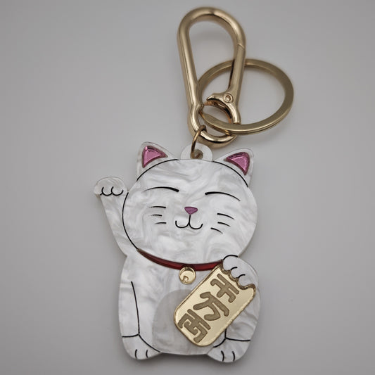 maneki neko cat lucky marbled white red metallic golden mirror fuchsia pink clasp gold keyring bag charm
