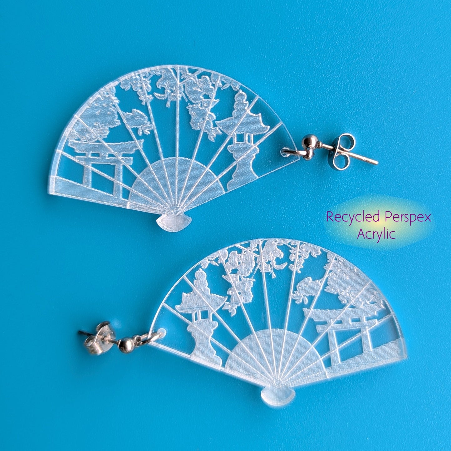 statement bold light-wear comfortable hypoallergenic stainless steel transparent clear engrave Japanese folding paper fan close